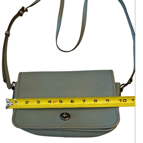 Coach 57325 Turnlock Crossbody in Glovetanned Leather - Cloud Blue - Picture 6 of 13